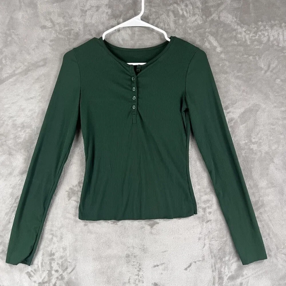 Dazy 2-Piece Ribbed Henley Tops Women’s M Black Green Long Sleeve NWT